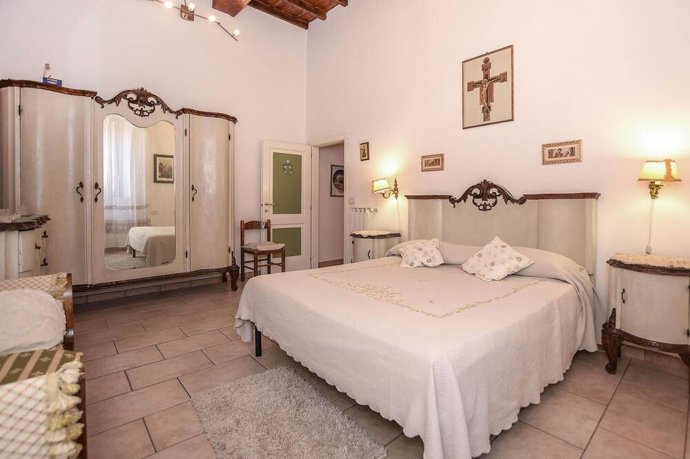Photo of Bedroom in Canino
