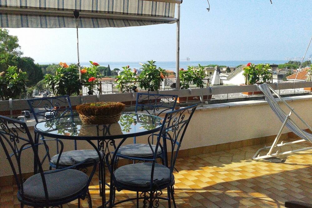 Photo of Patio Balcony in Gianola