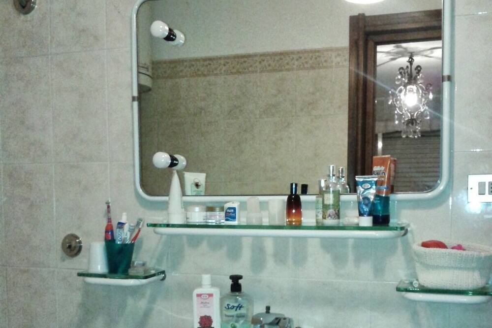 Photo of Bathroom in Gianola