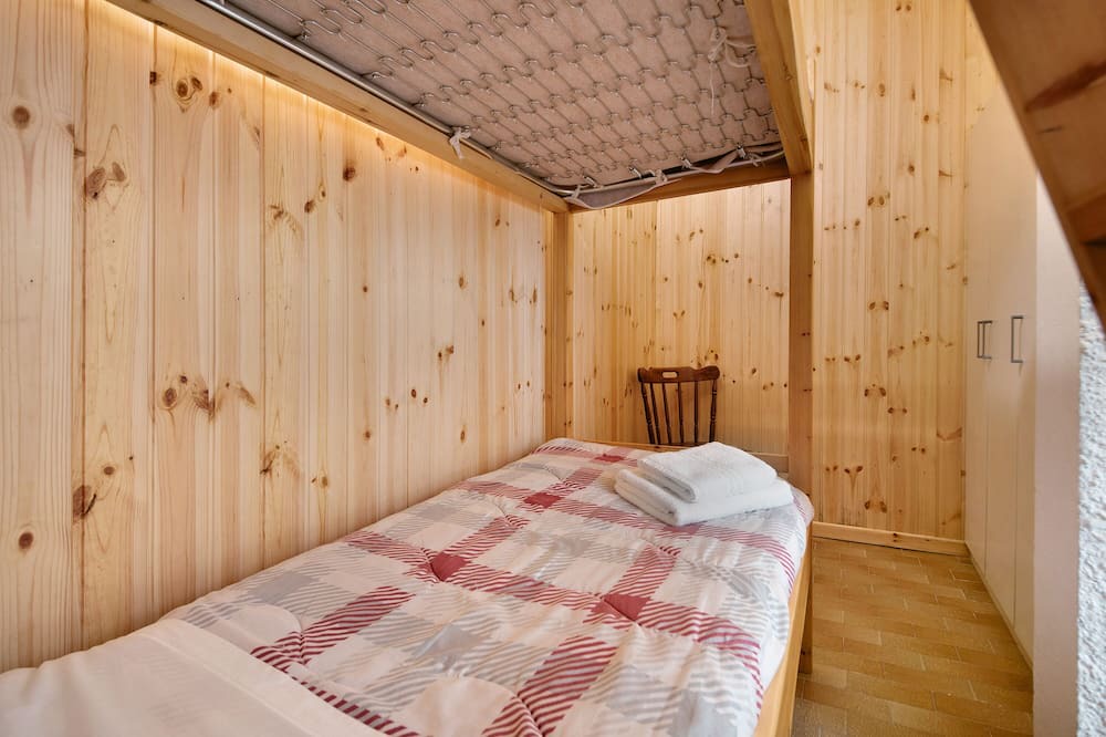 Photo of Bedroom in Borzonasca