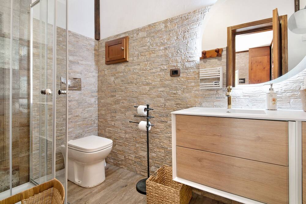 Photo of Bathroom in Borzonasca