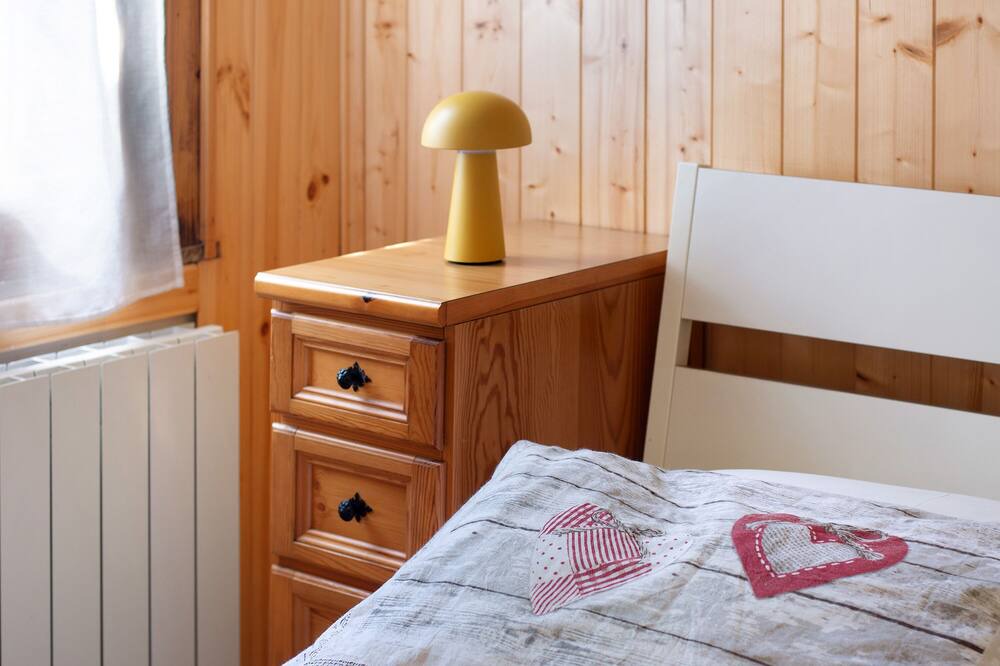 Photo of Bedroom in Borzonasca