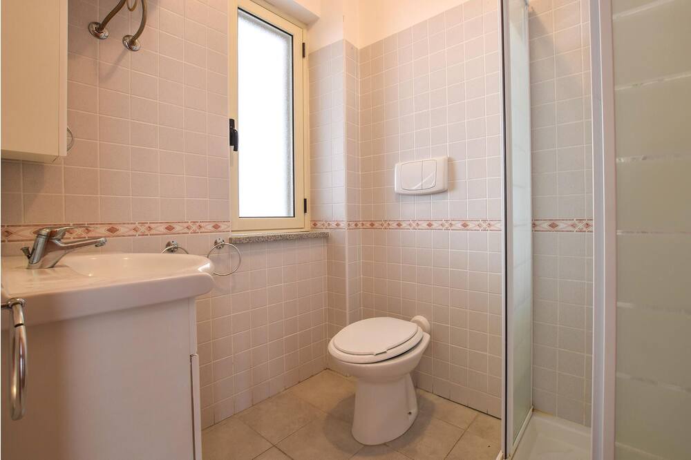 Photo of Bathroom in Isca Marina