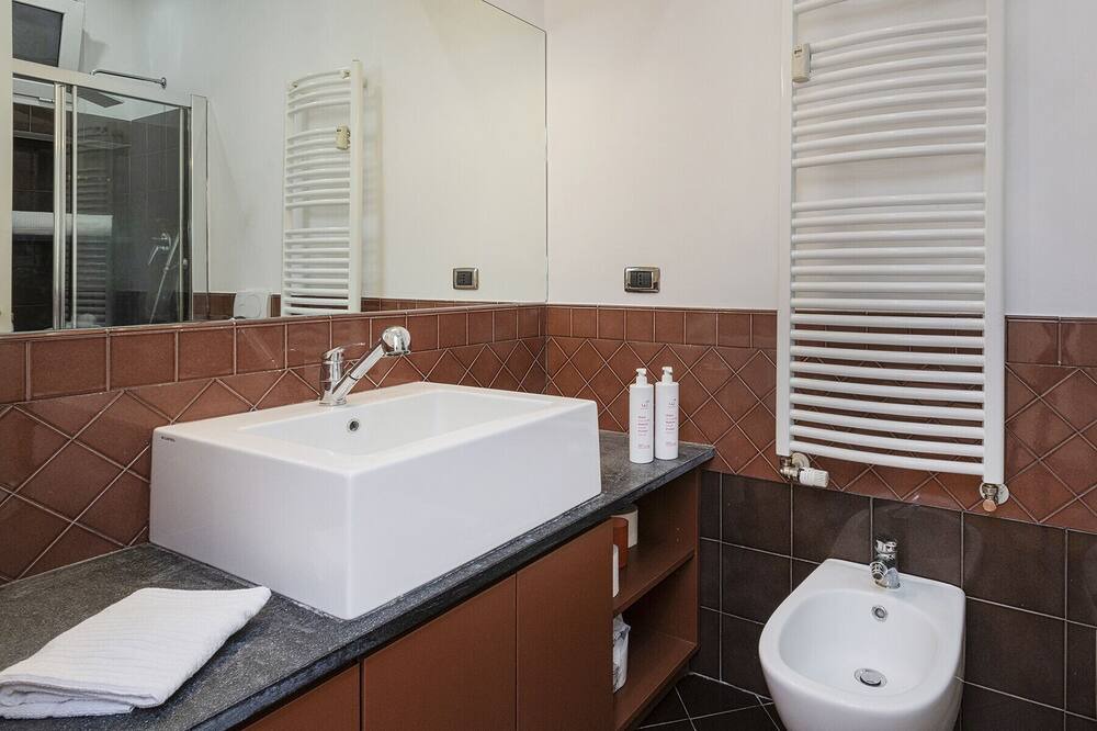 Photo of Bathroom in Carignano