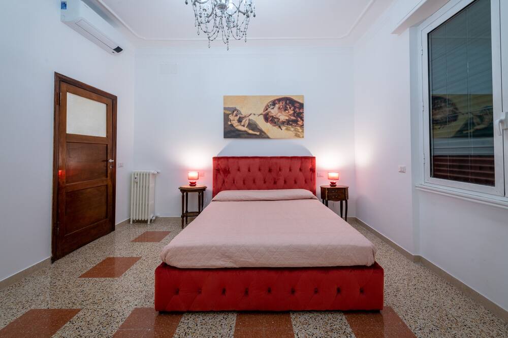 Photo of Bedroom in San Lorenzo