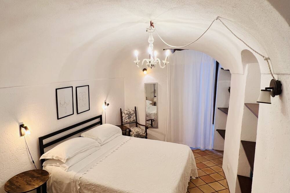 Photo of Bedroom in Dolceacqua