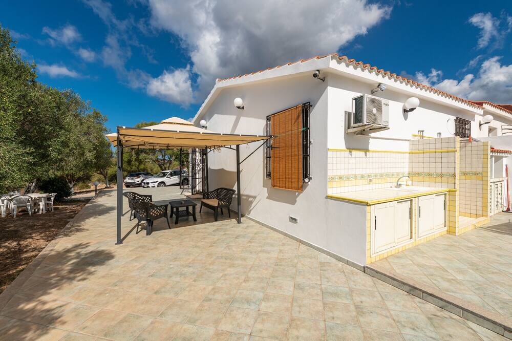 Photo of Patio Balcony in Canai