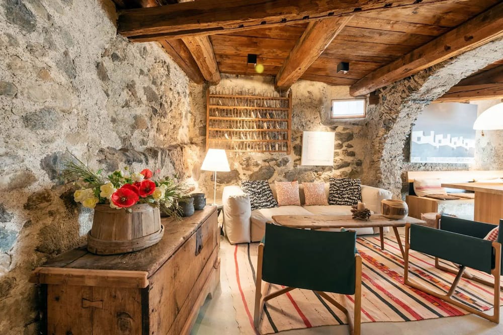 Photo of Livingroom in Laudes