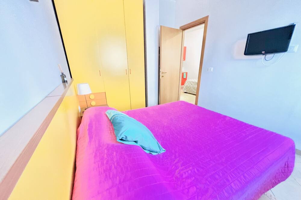 Photo of Bedroom in Bussana
