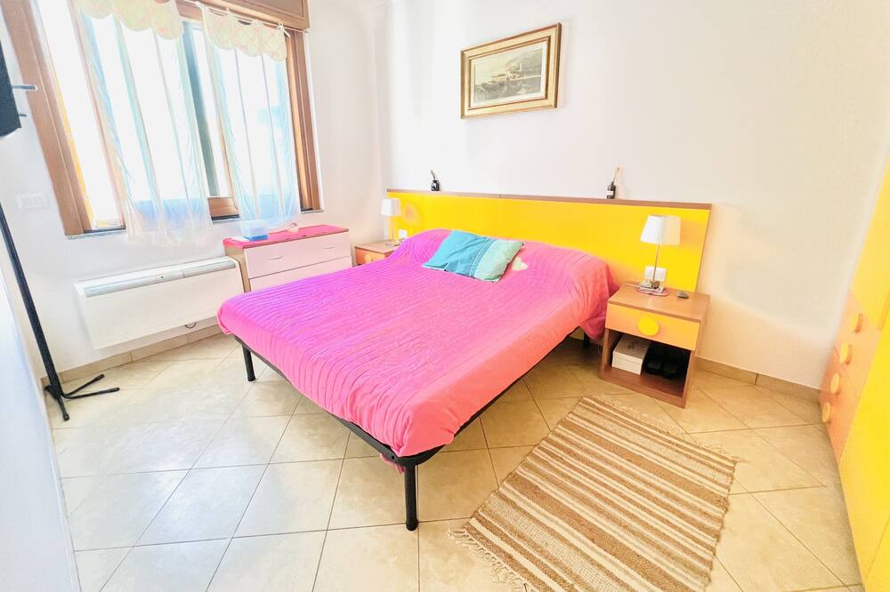 Photo of Bedroom in Bussana