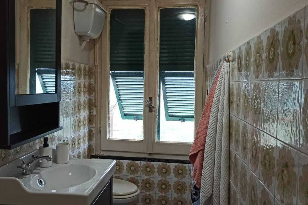 Photo of Bathroom in Bargagli