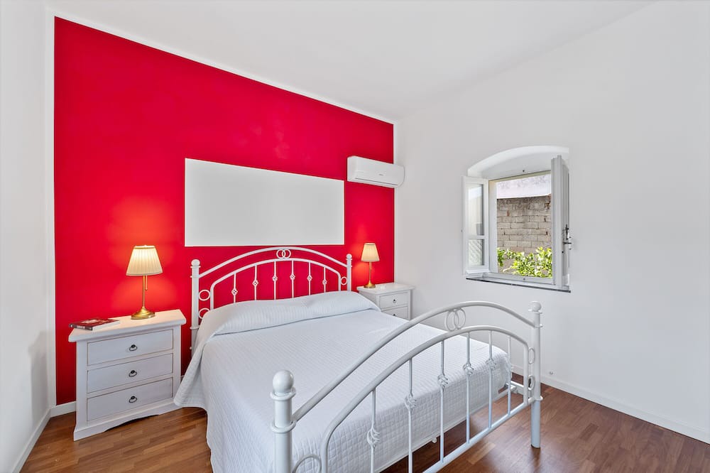 Photo of Bedroom in Dolianova