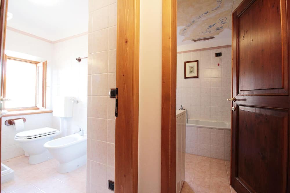 Photo of Bathroom in Chies