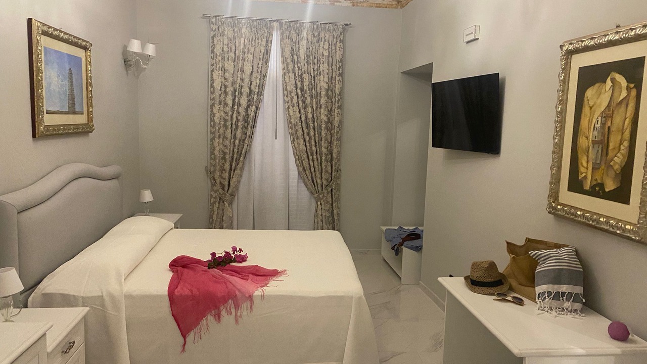 Photo of Bedroom in Lipari Historic Centre