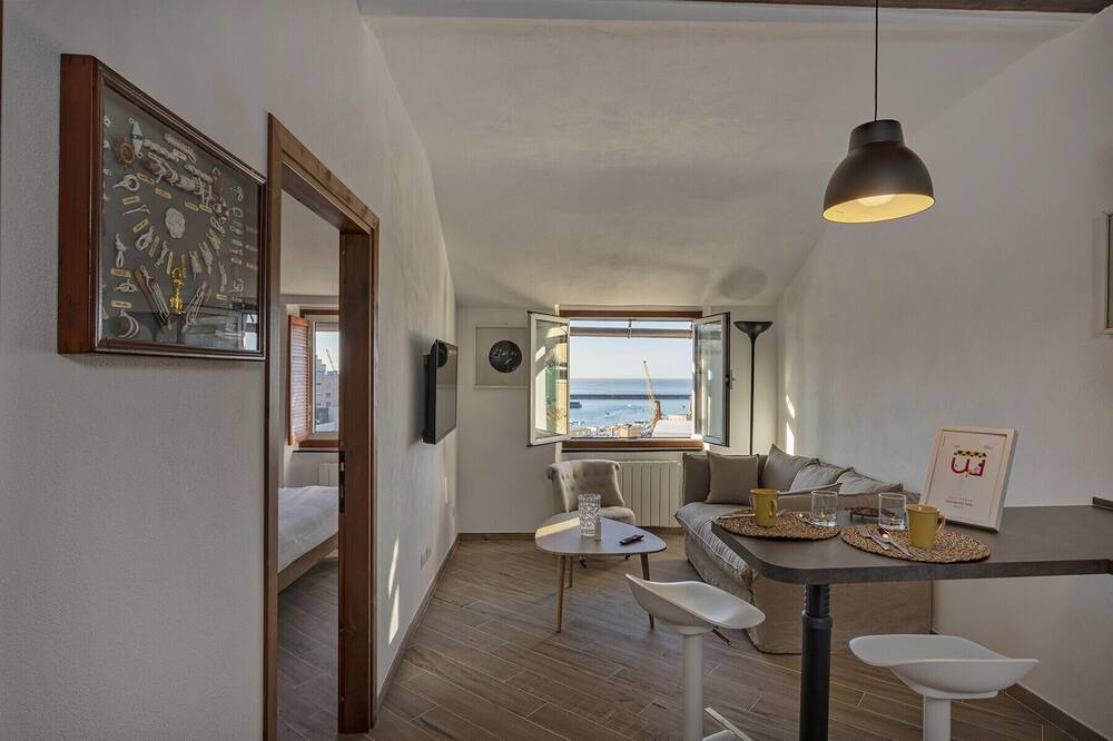 Photo of Livingroom in Genoa Historical Centre
