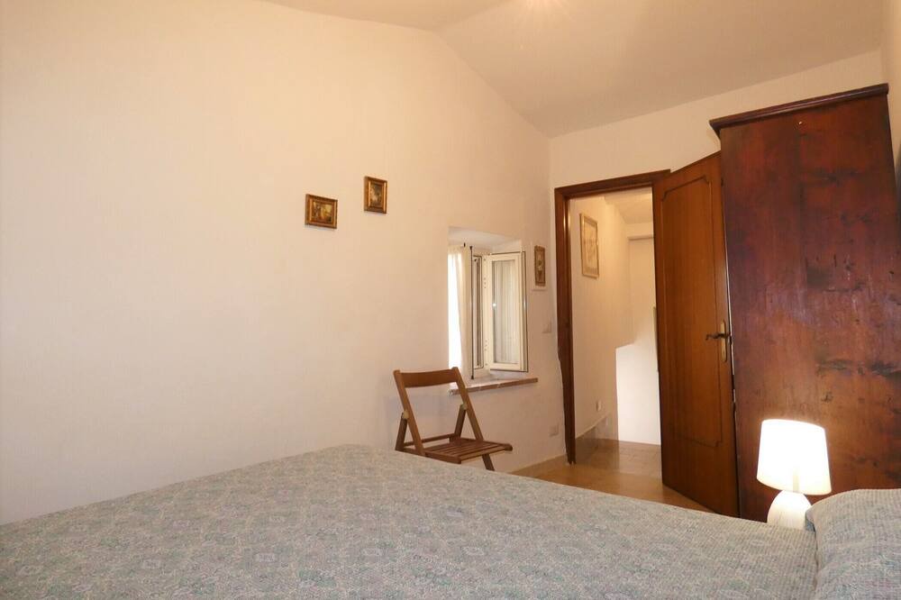 Photo of Bedroom in Parrano
