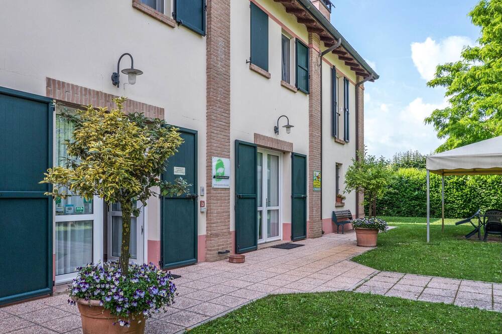 Photo of Outdoor in Porotto