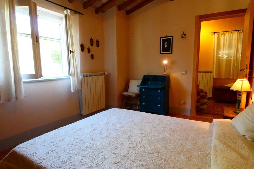 Photo of Bedroom in Penna in Teverina