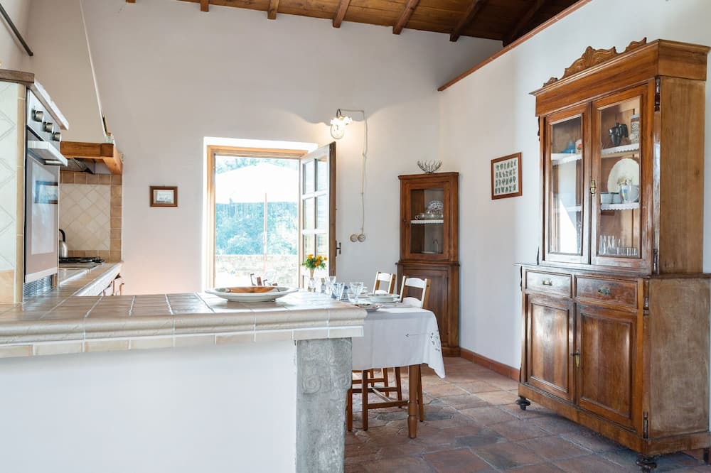Photo of Livingroom in Argigliano