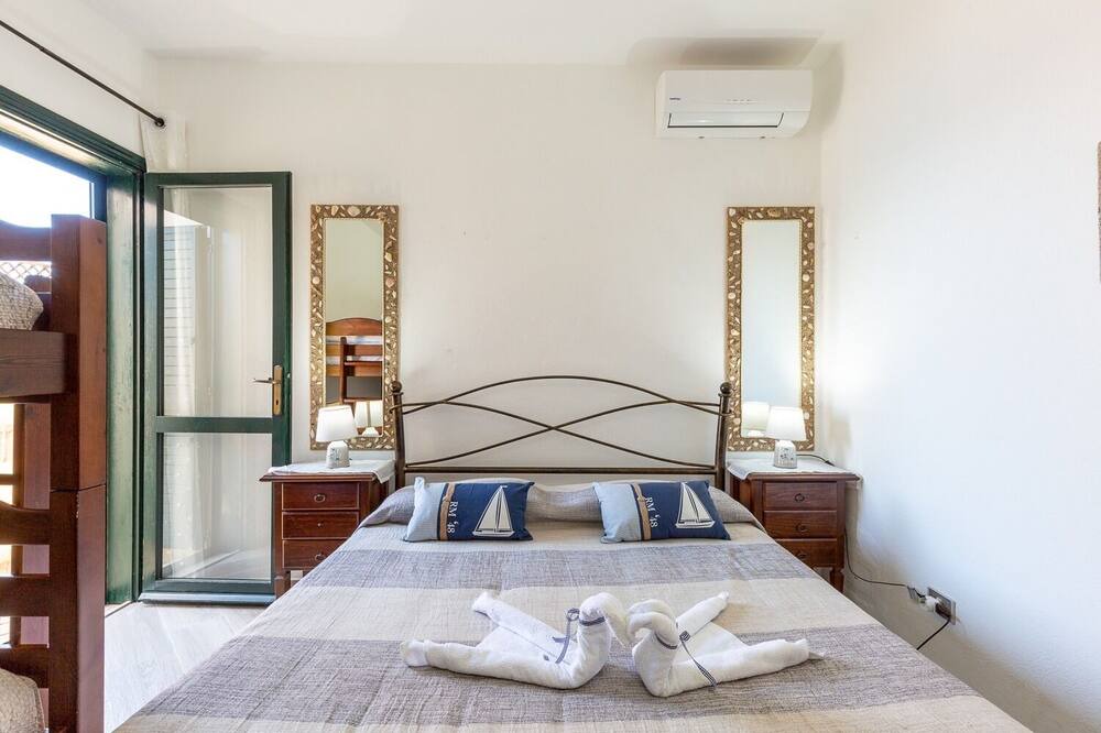Photo of Bedroom in Geremeas