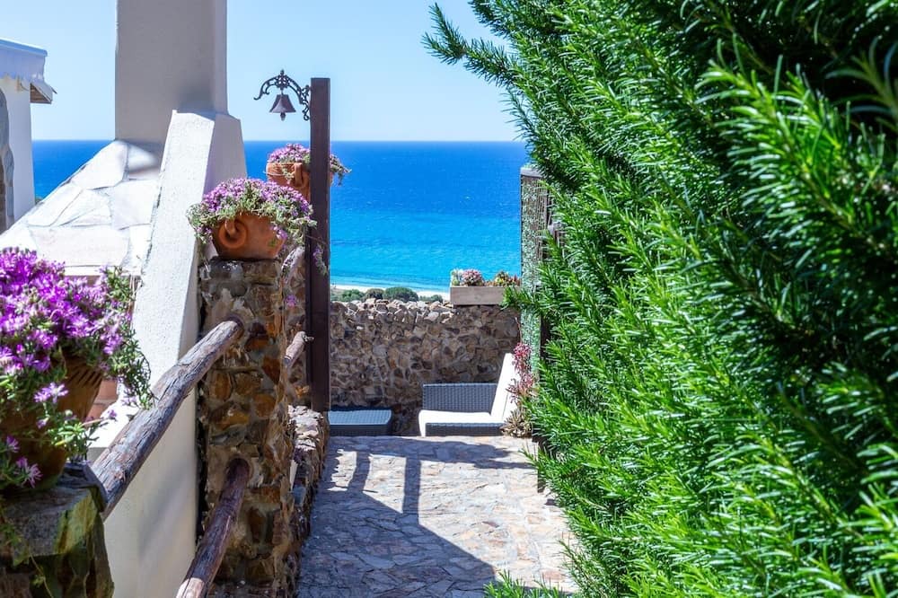 Photo of Outdoor in Geremeas