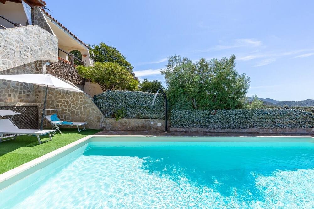 Photo of Outdoor in Geremeas