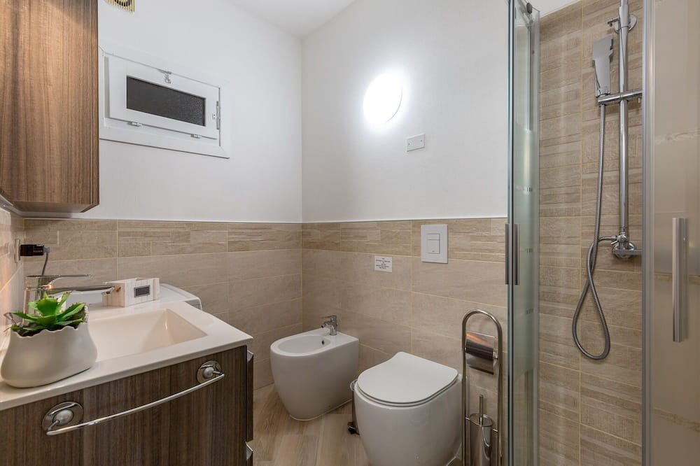 Photo of Bathroom in Geremeas