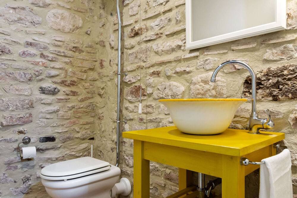 Photo of Bathroom in Scheggino