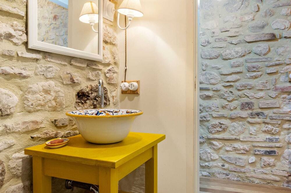 Photo of Bathroom in Scheggino
