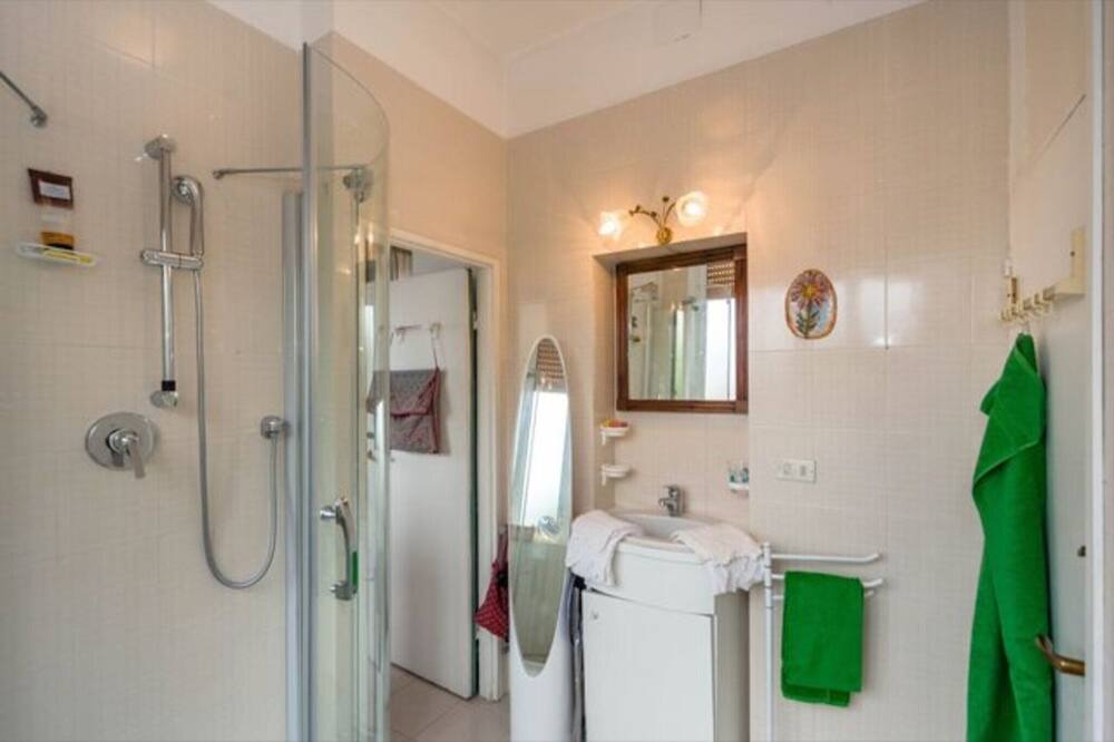 Photo of Bathroom in Sori