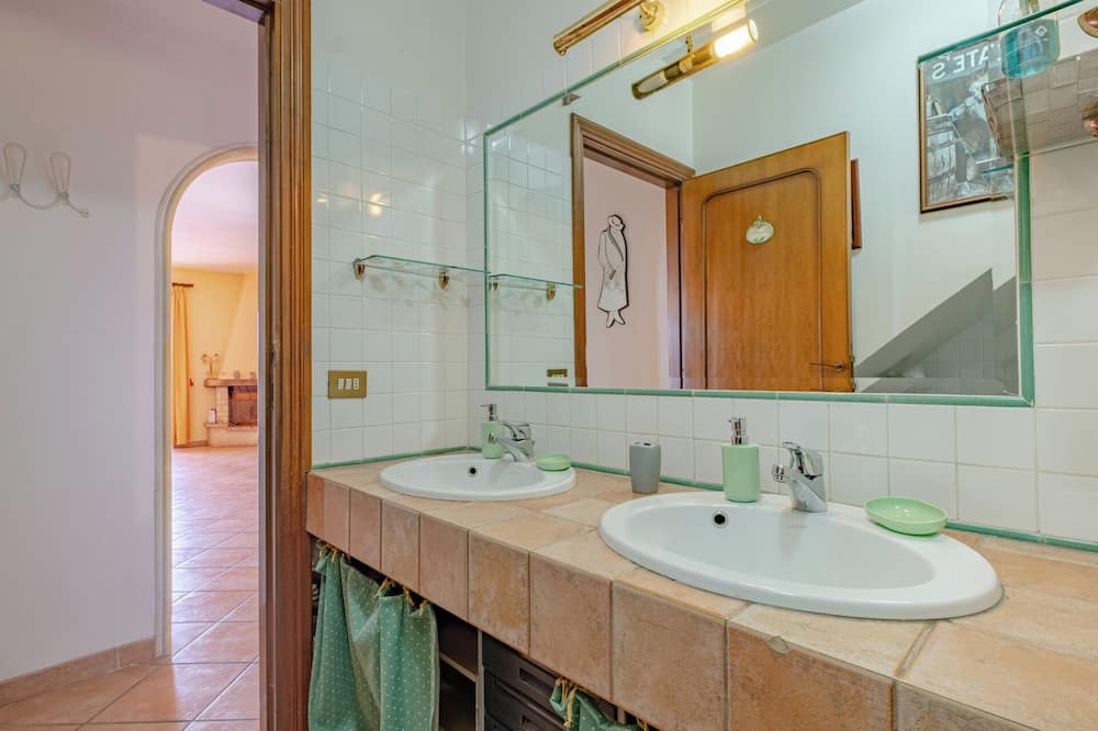 Photo of Bathroom in Lake Garda