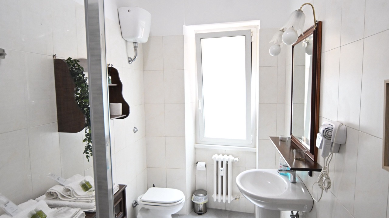 Photo of Bathroom in Quartiere XX Ardeatino