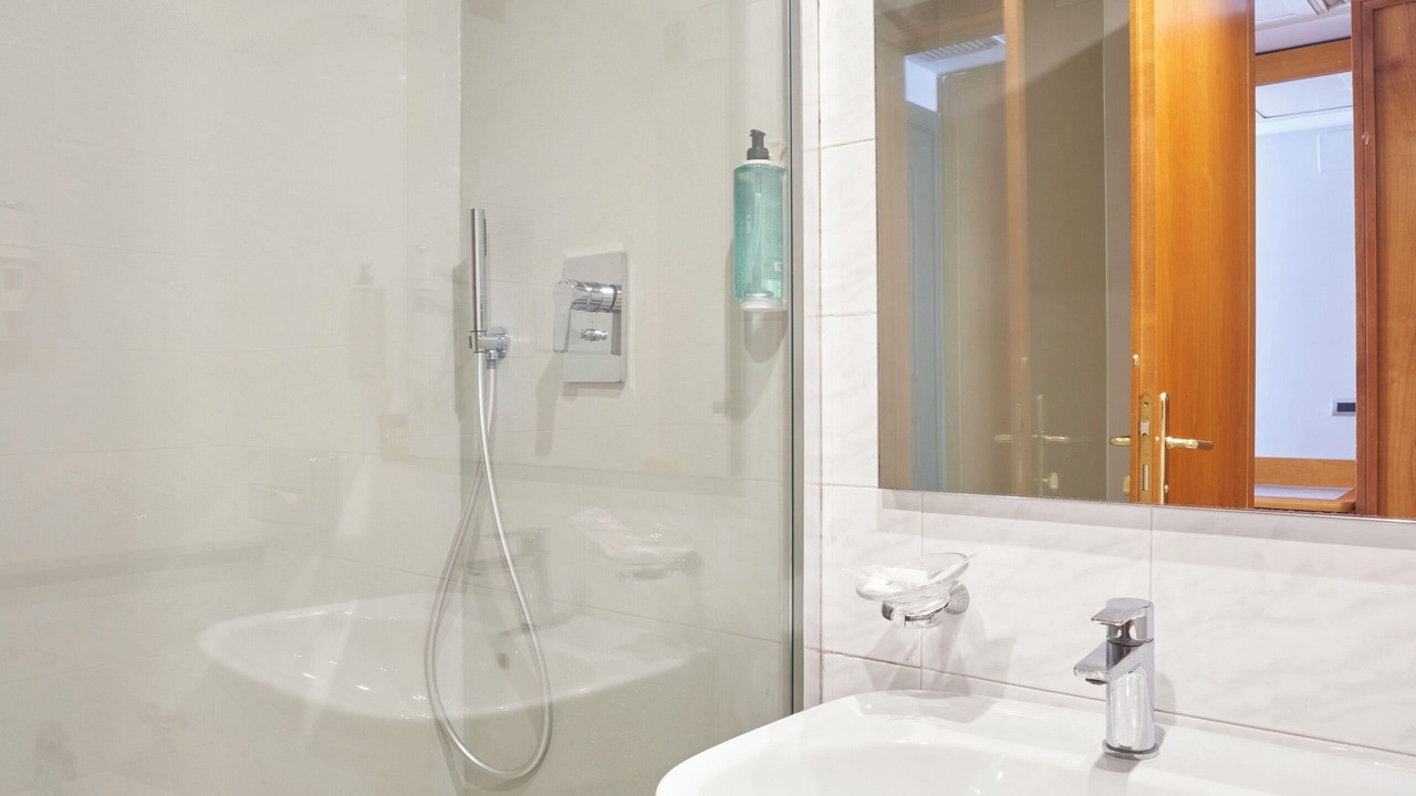 Photo of Bathroom in Saronno