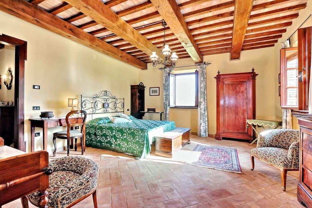 Photo of Bedroom in Serrapetrona
