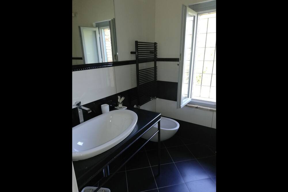 Photo of Bathroom in Costano