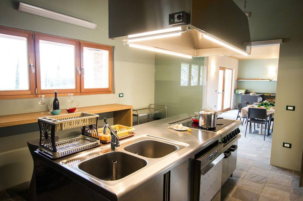 Photo of Kitchen in Falerone
