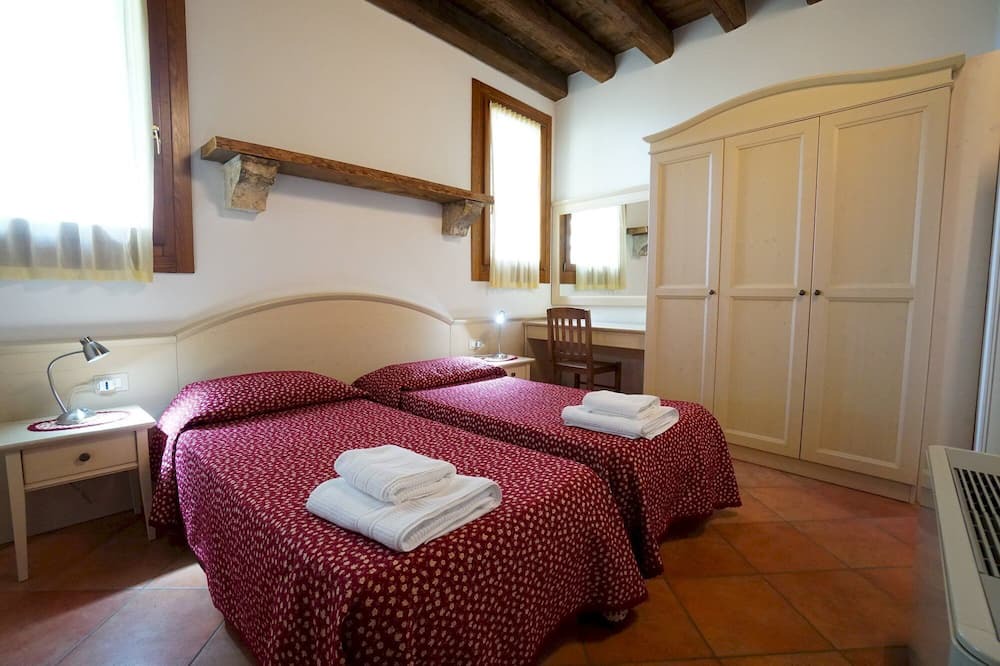 Photo of Bedroom in Longare