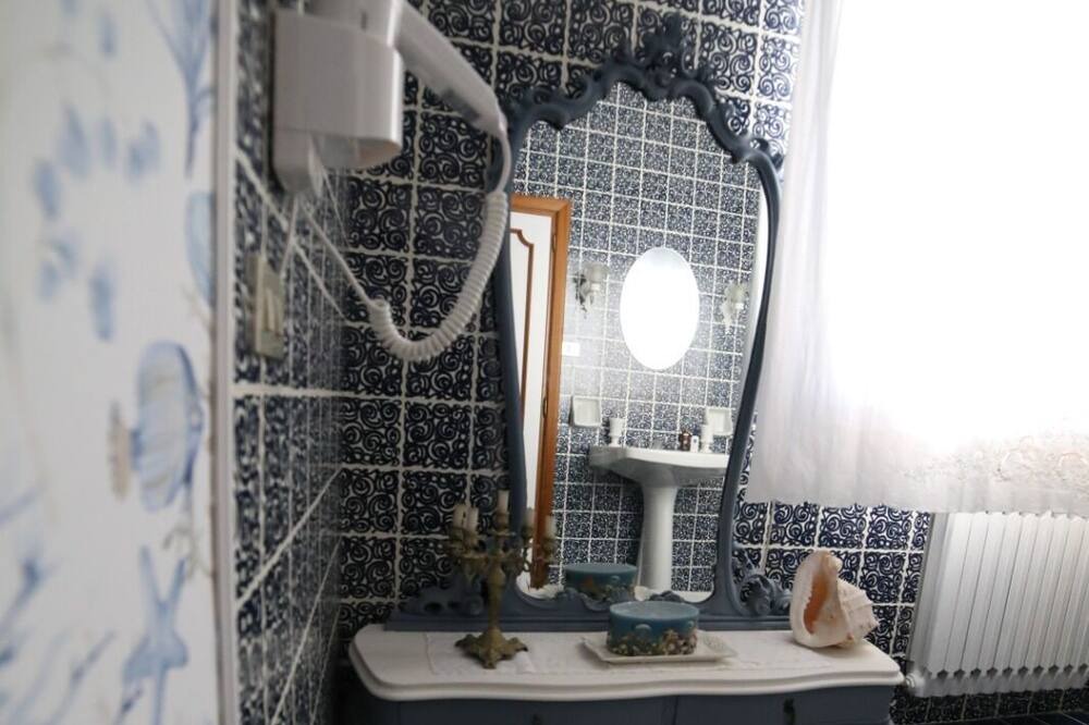 Photo of Bathroom in Colonnella