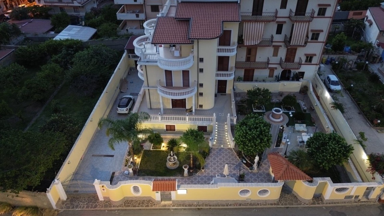 Photo of Outdoor in Gallico Marina