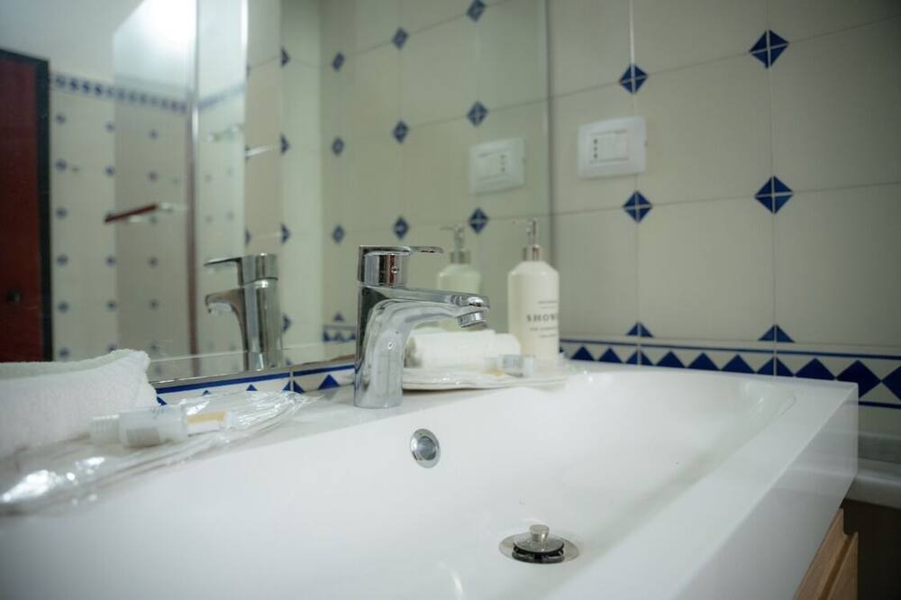 Photo of Bathroom in Savona