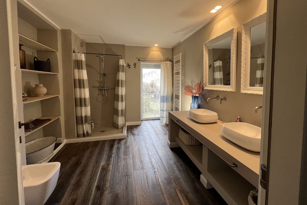 Photo of Bathroom in Bistagno