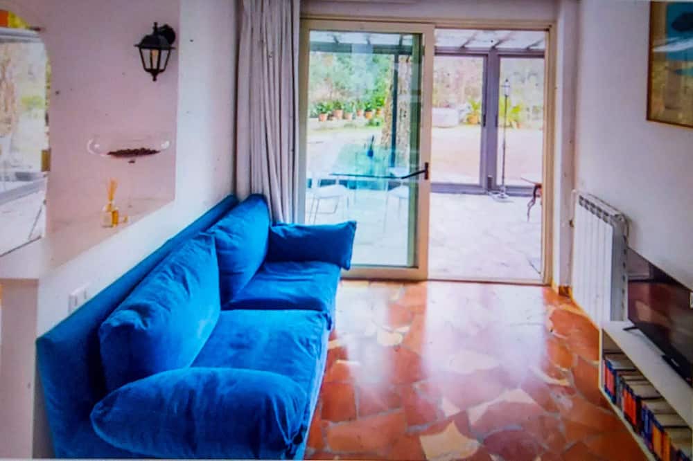 Photo of Livingroom in Zona LIII Tomba di Nerone
