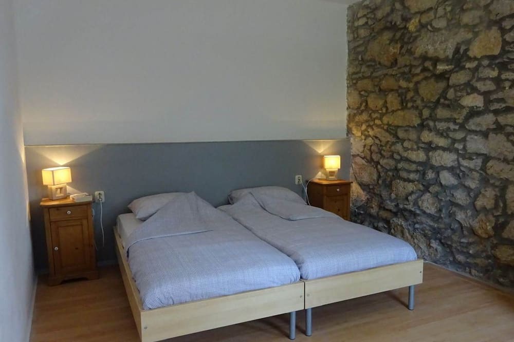 Photo of Bedroom in Brusimpiano