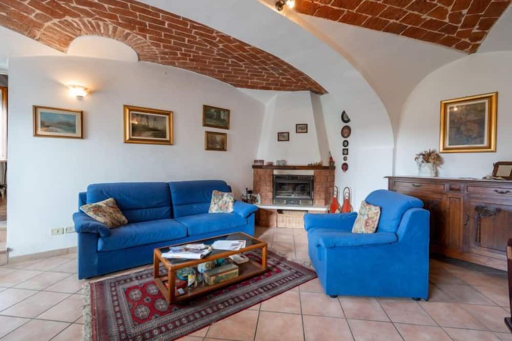 Photo of Livingroom in Cerro Tanaro