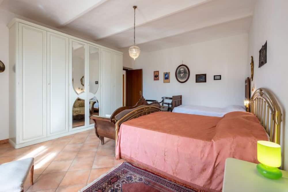 Photo of Bedroom in Cerro Tanaro