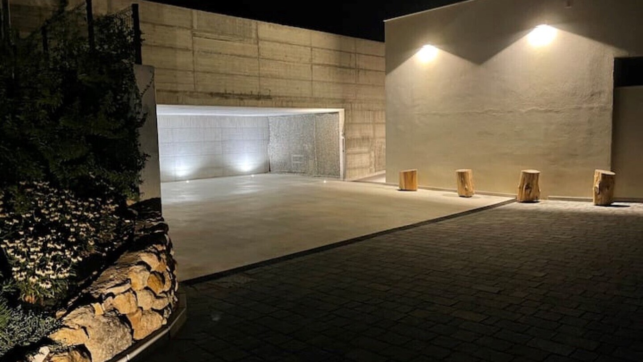 Photo of Outdoor in Est