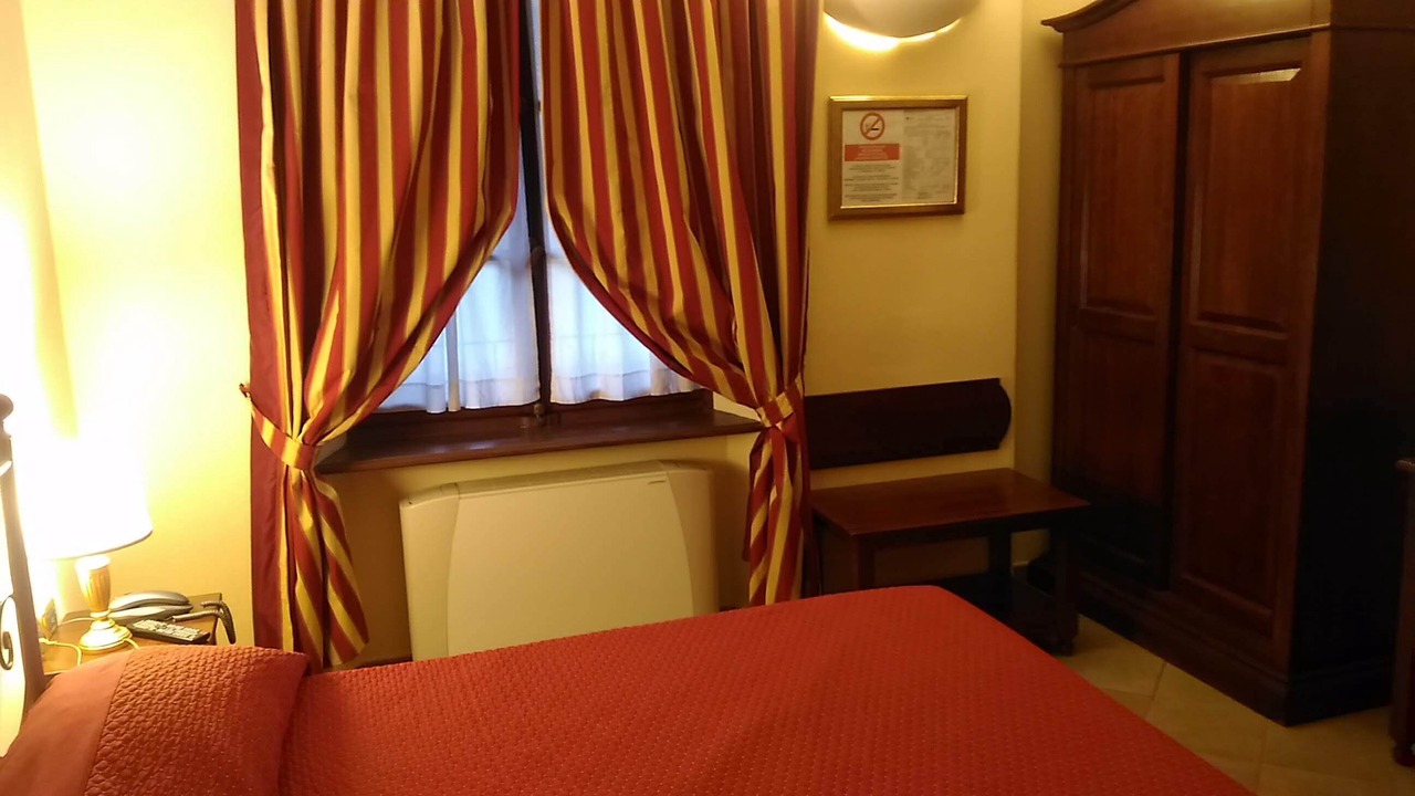 Photo of Bedroom in Colleretto Giacosa