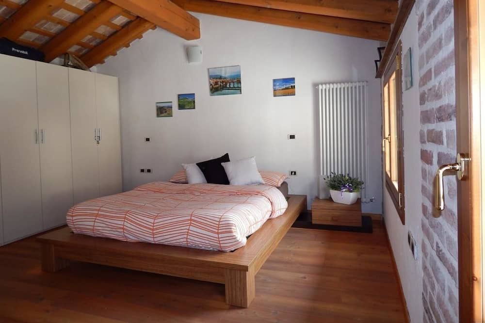 Photo of Bedroom in Romano d'Ezzelino