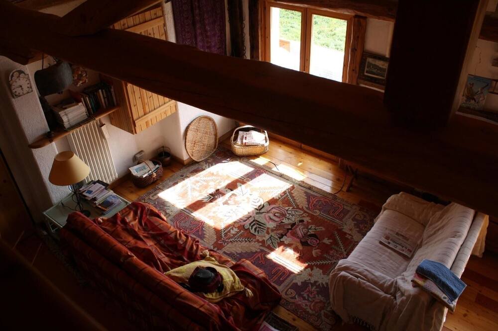 Photo of Bedroom in Venoz