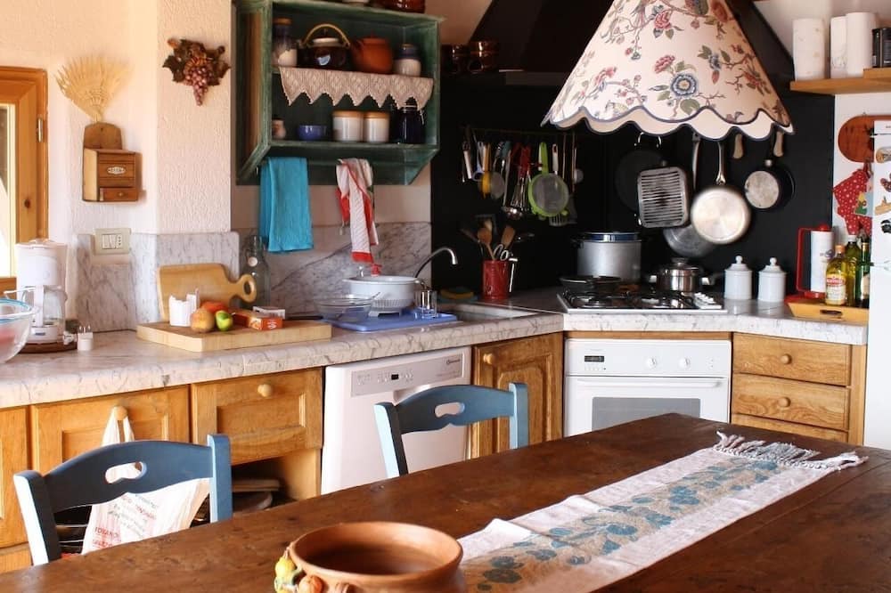 Photo of Kitchen in Venoz